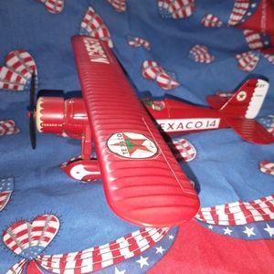 VINTAGE ERTL TEXACO RED AIRPLANE BANK